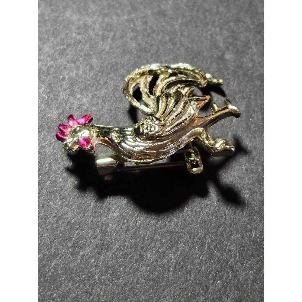 Vintage gold tone rooster brooch